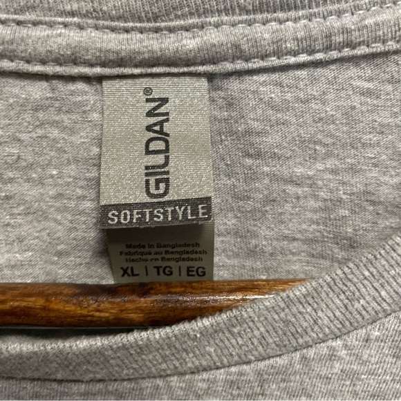 Volleyball Property Of Grey T-Shirt Unisex XL - Picture 5 of 6